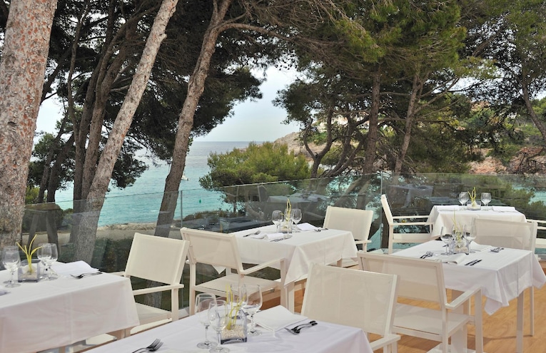 Restaurants - 6