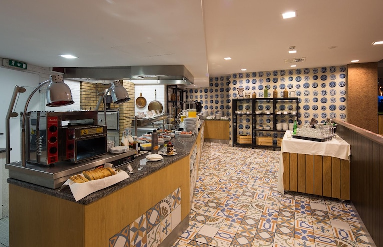 Restaurants - 3