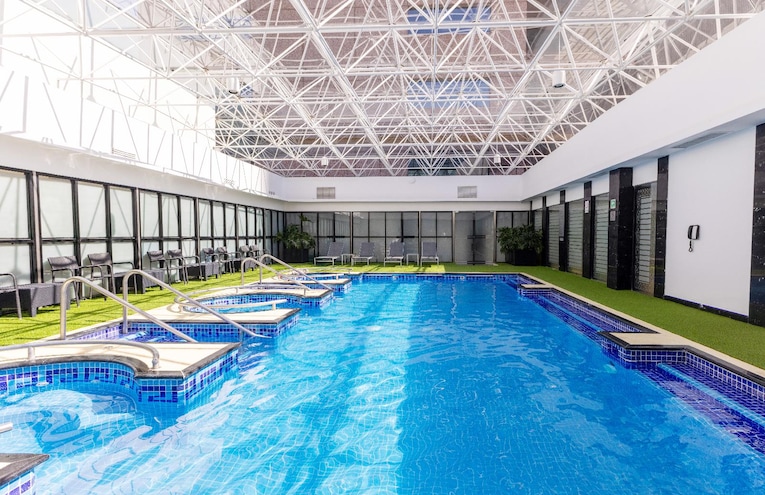 Swimming pools - 1