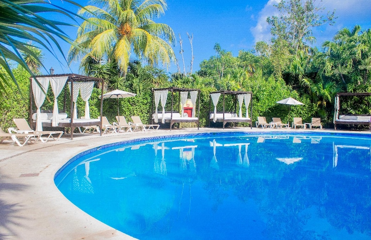 Swimming pools - 2