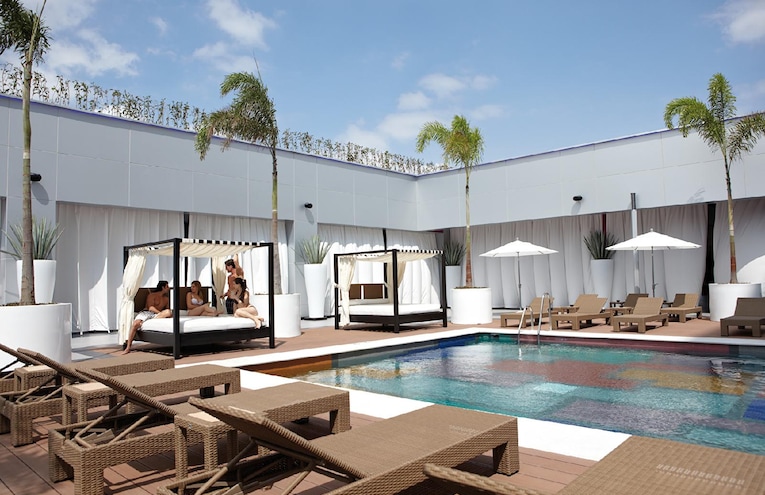 Swimming pools - 1