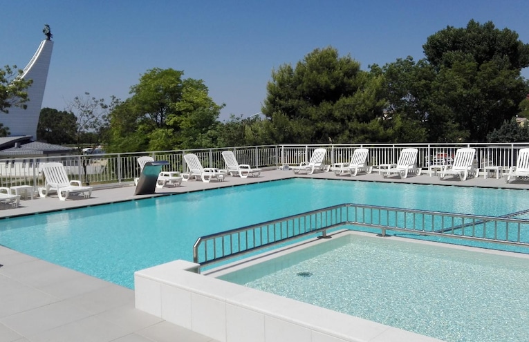 Swimming pools - 2