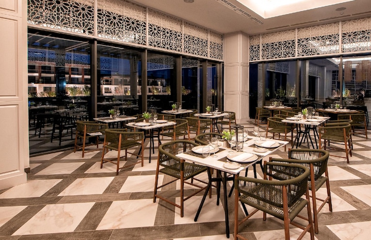 Restaurants - 19