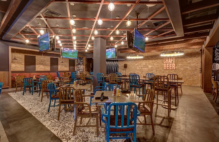 Restaurants - 11